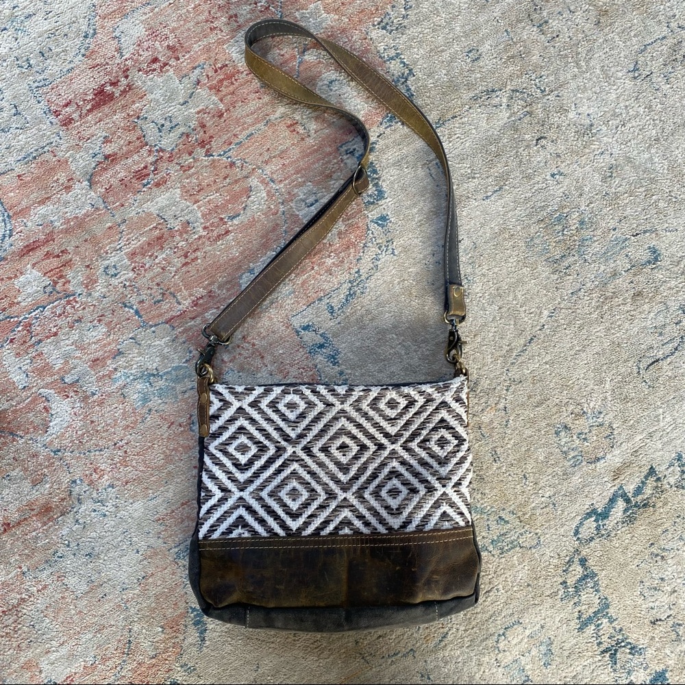 Myra Crossbody Bag